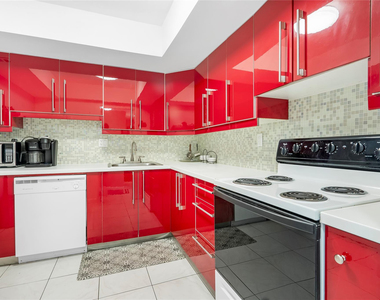 3180 S Ocean Drive - Photo Thumbnail 2