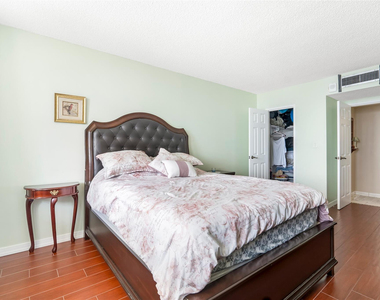 3180 S Ocean Drive - Photo Thumbnail 12