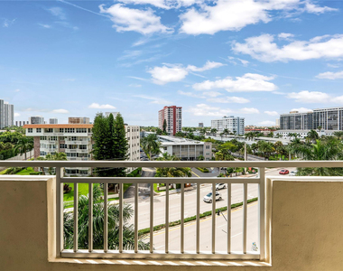 3180 S Ocean Drive - Photo Thumbnail 14