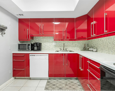 3180 S Ocean Drive - Photo Thumbnail 4