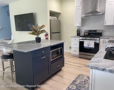 68 E Pacific Way - Photo Thumbnail 5