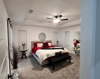 1202 Morrell Avenue - Photo Thumbnail 13