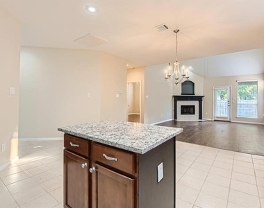 5301 Lily Drive - Photo Thumbnail 10