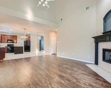 5301 Lily Drive - Photo Thumbnail 6