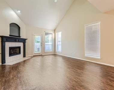 5301 Lily Drive - Photo Thumbnail 4