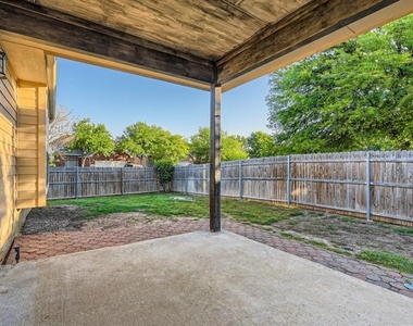 5301 Lily Drive - Photo Thumbnail 25