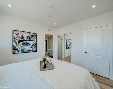 7018 Alabama Avenue - Photo Thumbnail 11