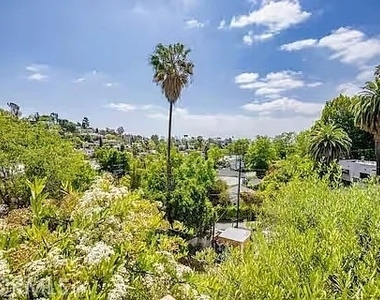 2597 Dearborn - Photo Thumbnail 28