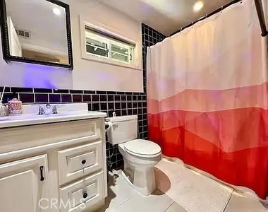 2597 Dearborn - Photo Thumbnail 7