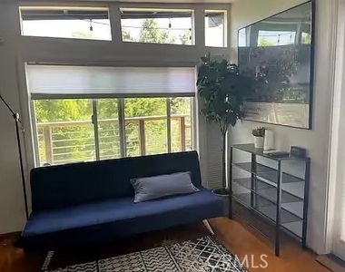 2597 Dearborn - Photo Thumbnail 17