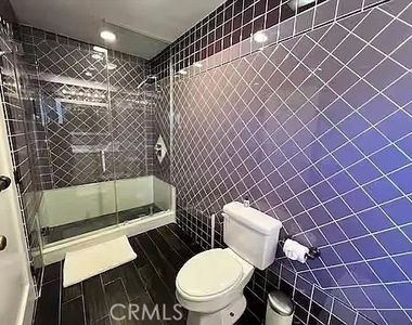 2597 Dearborn - Photo Thumbnail 19