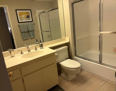 726 N Vista Lago N - Photo Thumbnail 13