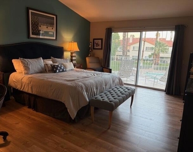 726 N Vista Lago N - Photo Thumbnail 25