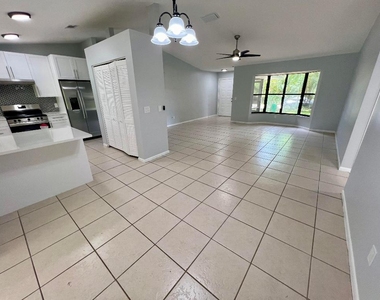 2617 Sw Chestnut Lane - Photo Thumbnail 8