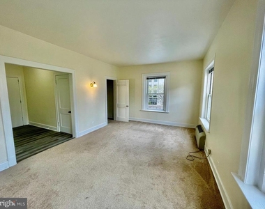 7347 Wisconsin Avenue - Photo Thumbnail 5