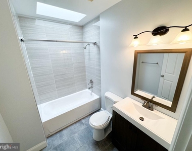 719 Euclid Street Nw - Photo Thumbnail 3