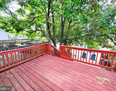 719 Euclid Street Nw - Photo Thumbnail 7