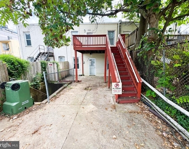 719 Euclid Street Nw - Photo Thumbnail 8