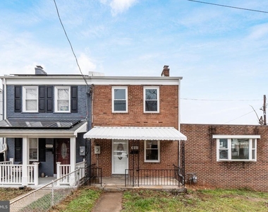 4686 A Street Se - Photo Thumbnail 1
