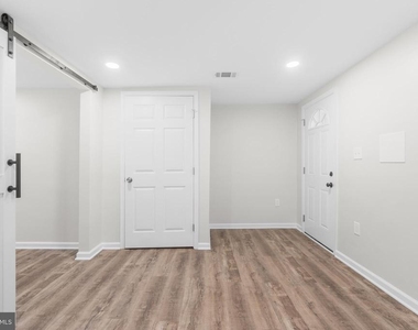 4686 A Street Se - Photo Thumbnail 23