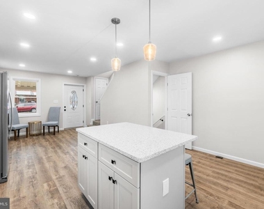 4686 A Street Se - Photo Thumbnail 9