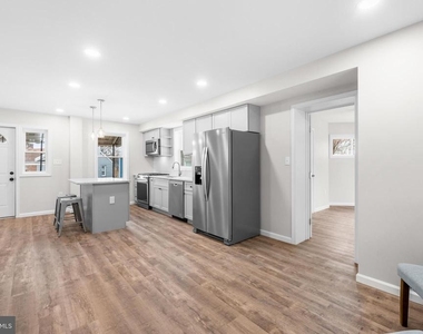 4686 A Street Se - Photo Thumbnail 4