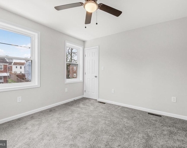 4686 A Street Se - Photo Thumbnail 13