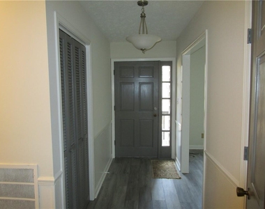 3730 Newport Drive - Photo Thumbnail 22