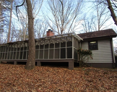 3730 Newport Drive - Photo Thumbnail 6