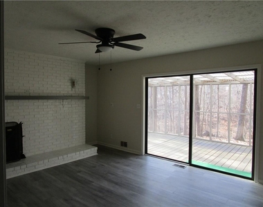 3730 Newport Drive - Photo Thumbnail 33