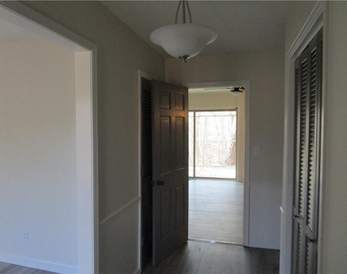 3730 Newport Drive - Photo Thumbnail 24