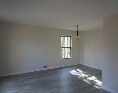 3730 Newport Drive - Photo Thumbnail 26