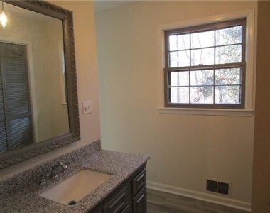 3730 Newport Drive - Photo Thumbnail 35