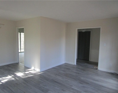 3730 Newport Drive - Photo Thumbnail 28