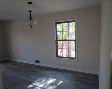 3730 Newport Drive - Photo Thumbnail 21
