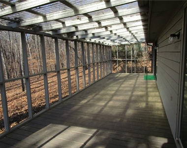 3730 Newport Drive - Photo Thumbnail 16