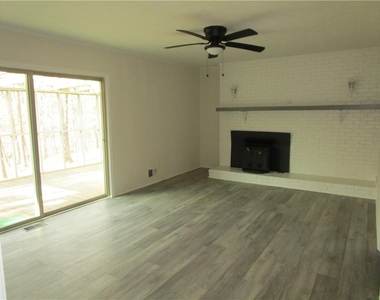 3730 Newport Drive - Photo Thumbnail 31