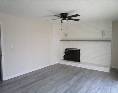 3730 Newport Drive - Photo Thumbnail 32