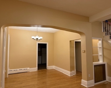 71 Park Row - Photo Thumbnail 2