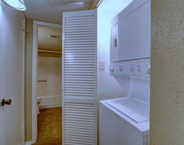 12220 Coppertree Lane - Photo Thumbnail 5