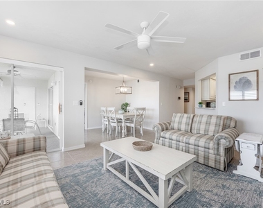 2885 Citrus Lake Drive - Photo Thumbnail 4