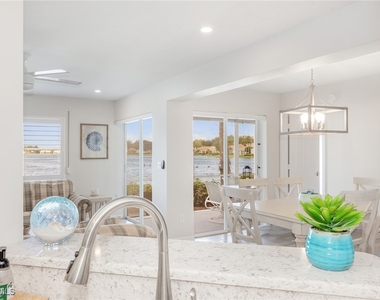 2885 Citrus Lake Drive - Photo Thumbnail 10