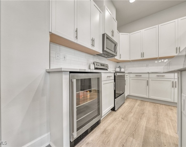6421 Carnival Road - Photo Thumbnail 9