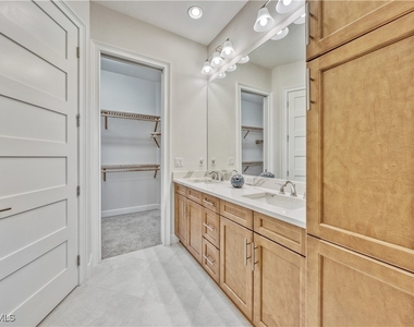 6421 Carnival Road - Photo Thumbnail 17