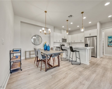 6421 Carnival Road - Photo Thumbnail 11