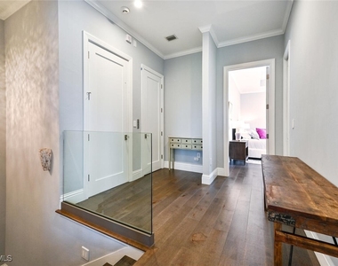 433 5th Street S - Photo Thumbnail 22
