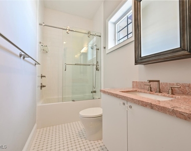 433 5th Street S - Photo Thumbnail 32