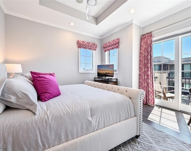433 5th Street S - Photo Thumbnail 33