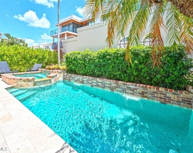 433 5th Street S - Photo Thumbnail 36
