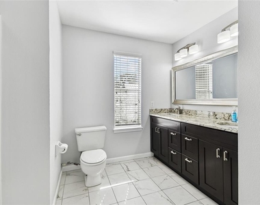 13022 Arborview Place - Photo Thumbnail 10
